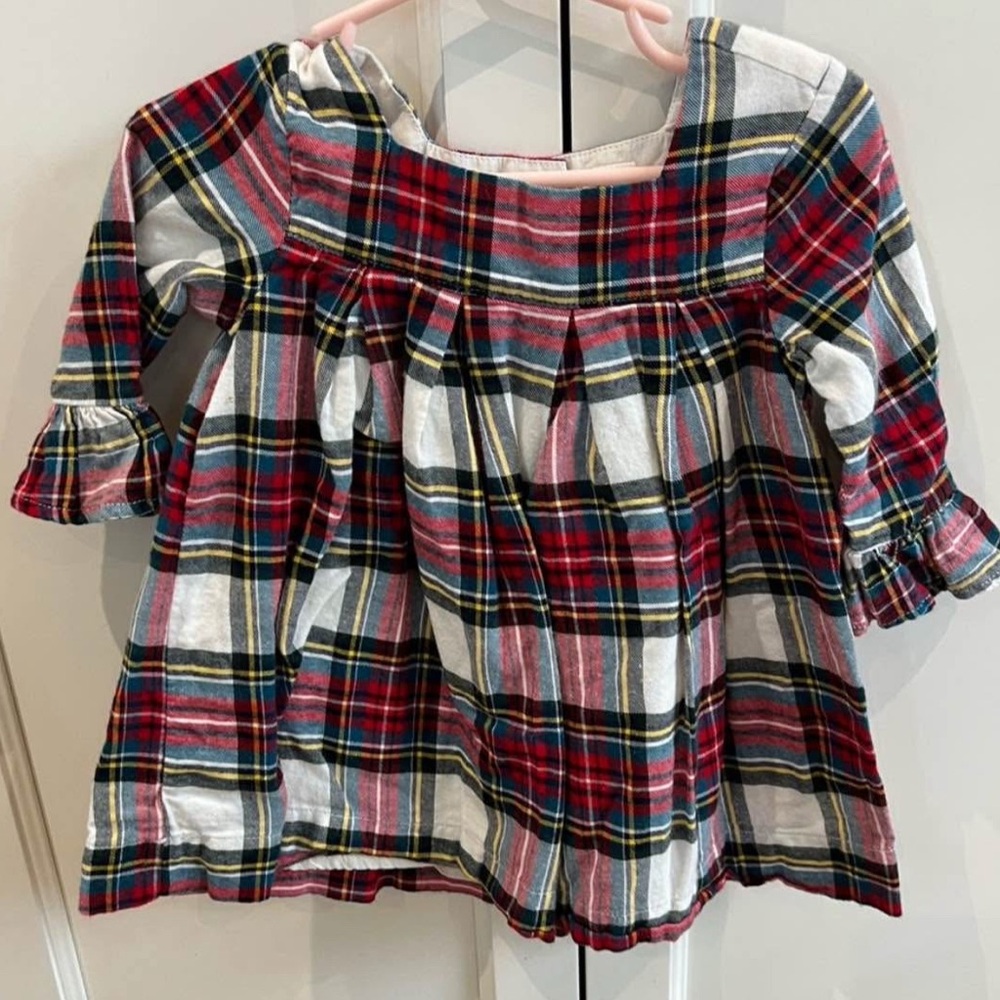 Baby gap 12-18m Plaid Kids dress with Ruffle Sleeves